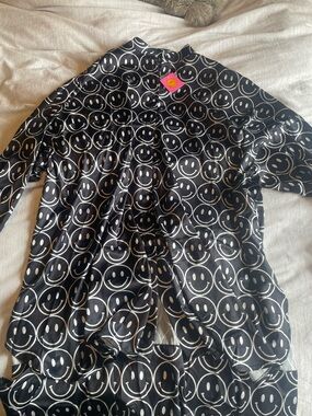 Dressed in LALA Black Smiley Face Button-Up Top— NWT